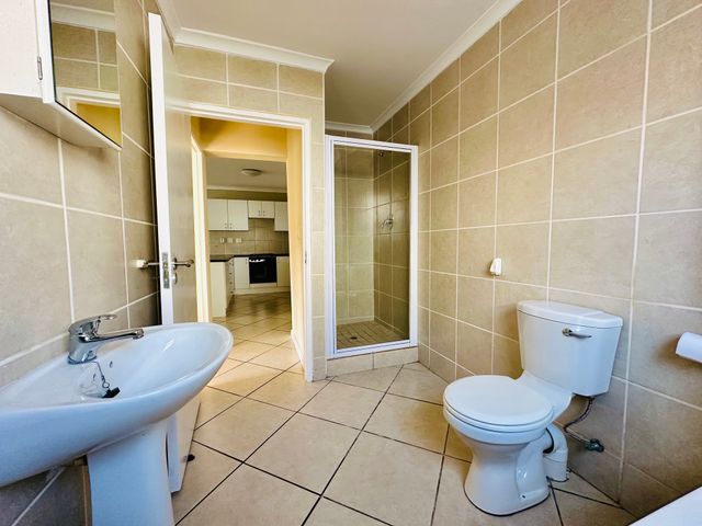 To Let 2 Bedroom Property for Rent in Vermont Western Cape